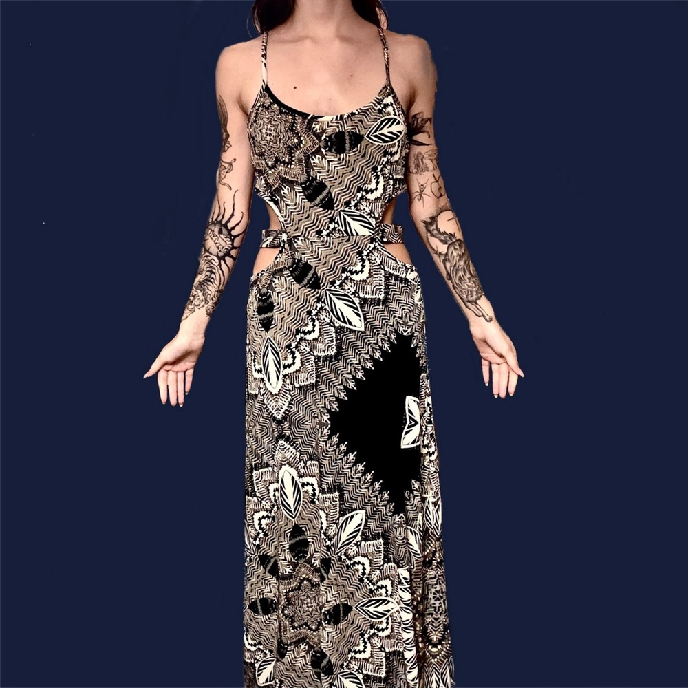 Black and White Patterned Maxi Dress w/ Waist Cutouts